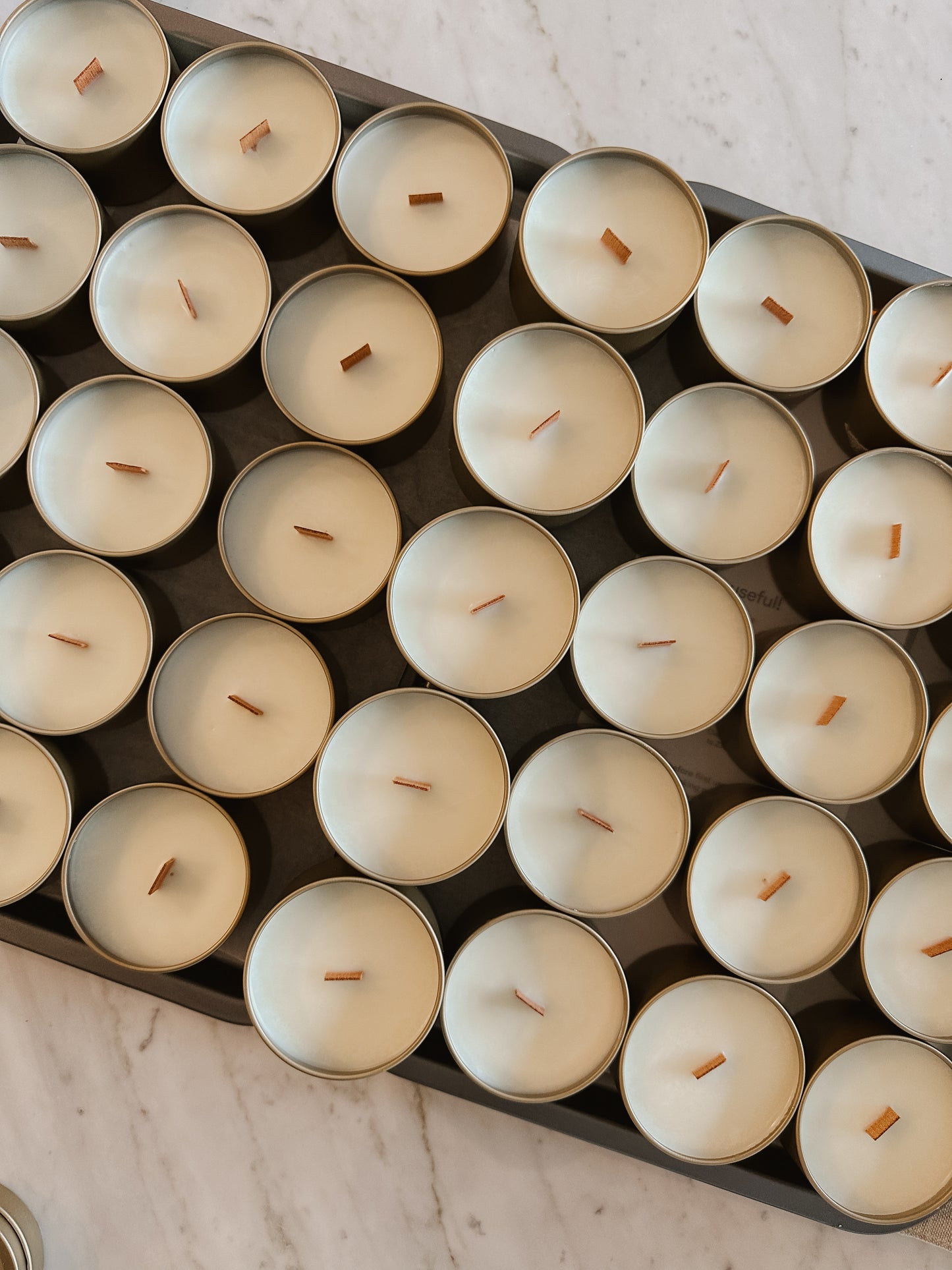 Small soy candle tin